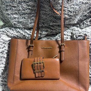 Tan with matching wallet